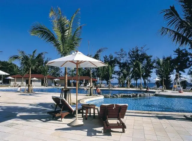 Kanucha Bay Hotel & Villas