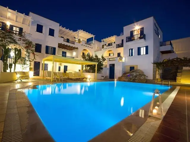 ANTHOS Apartments Paros
