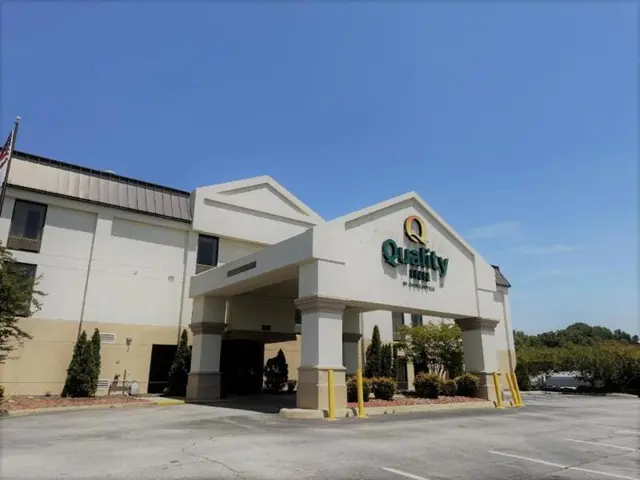  Quality Inn Danville - University Area