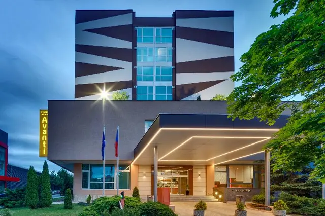 Avanti Hotel