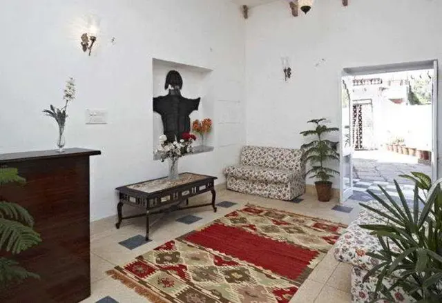 Mahal Khandela