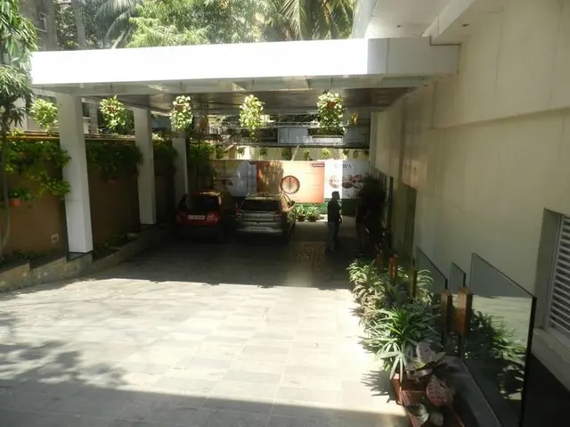 Hotel Bawa Continental, Juhu