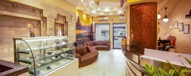 Hotel Bawa Regency, Dadar