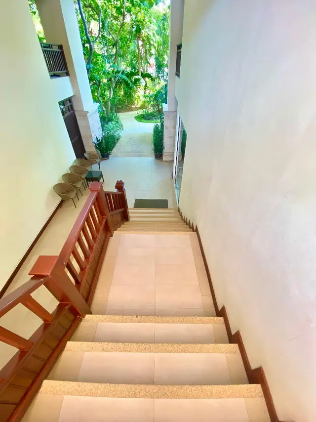 Le Murraya Resort