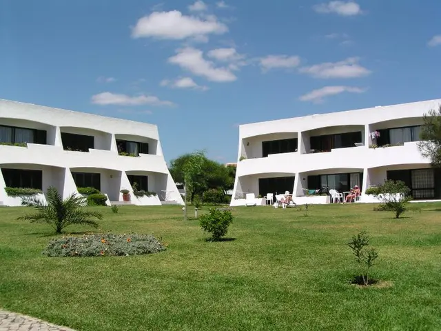 Quinta das Figueirinhas and Quintinha Village