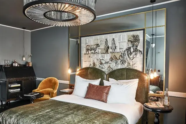 Sir Savigny Hotel