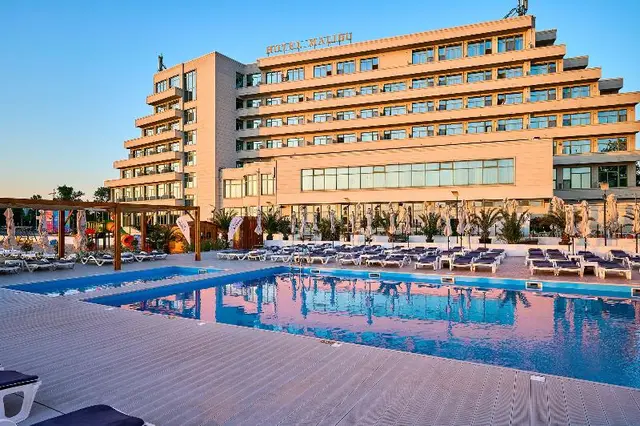 Malibu Hotel