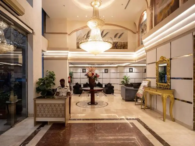 Al Manara Ewaa Hotel