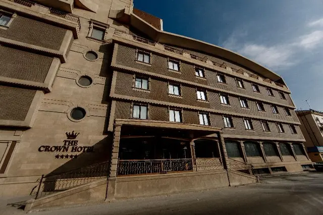 The Crown Hotel