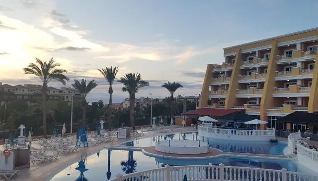 Chatur Playa Real Resort