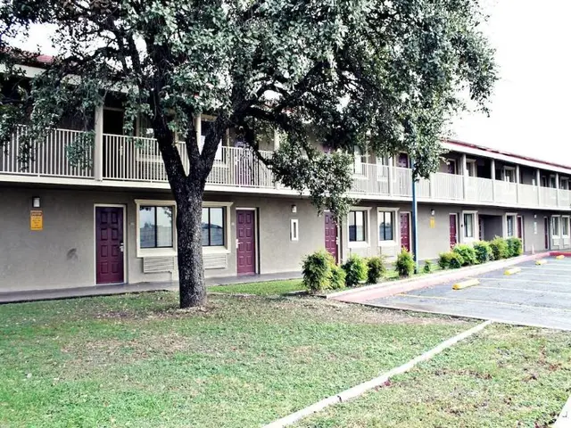 The Inn at Market Square / Downtown