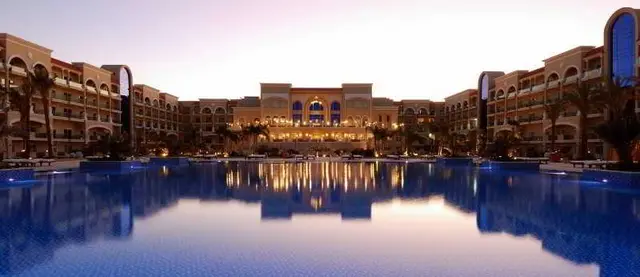 Premier Le Reve Hotel & Spa