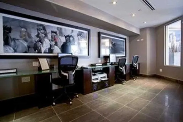 Sandman Signature Edmonton South Hotel