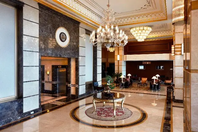 Crowne Plaza Asia Hotel