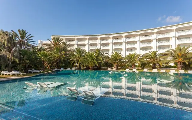 Oceana Suites Hotel & Spa