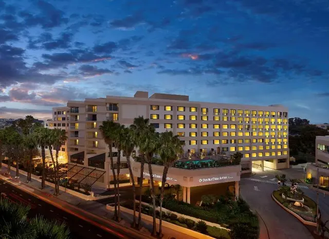 Hilton Santa Monica Hotel & Suites