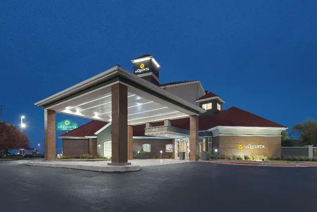 La Quinta Inn & Suites Oklahome City NW Expressway