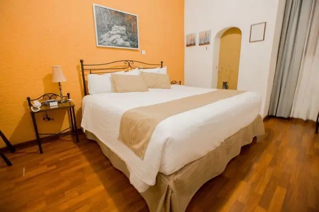 Portico Hotel Cultural