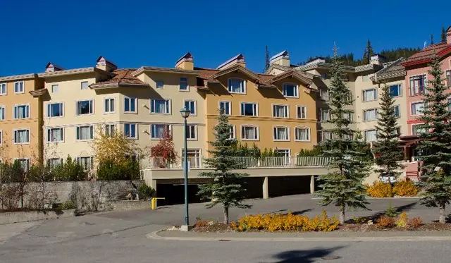 Nancy Greene's Cahilty Hotel & Suites