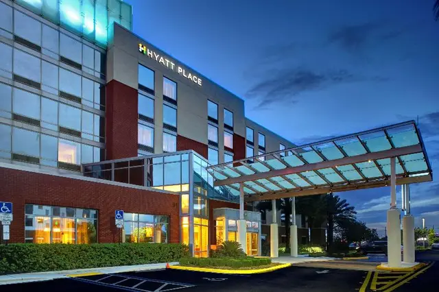 Hyatt Place Ft Lauderdale Airport S & C Port