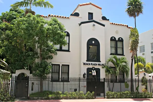 South Beach Plaza Hotel & Villas