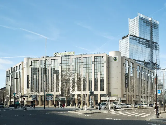 B&B HOTEL Paris 17 Batignolles