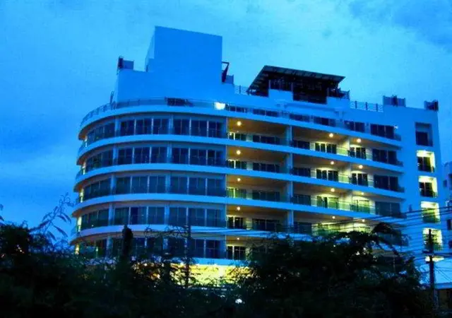 Royal Beach View