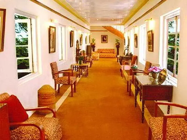 Woodville Palace