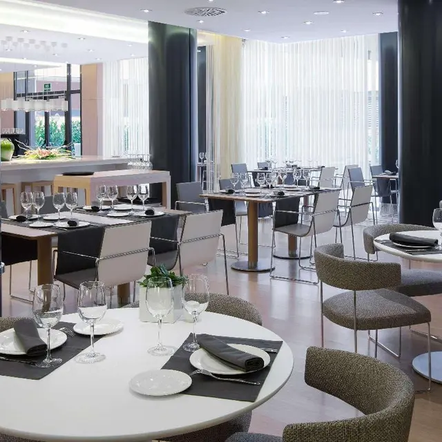 Double Tree by Hilton Girona