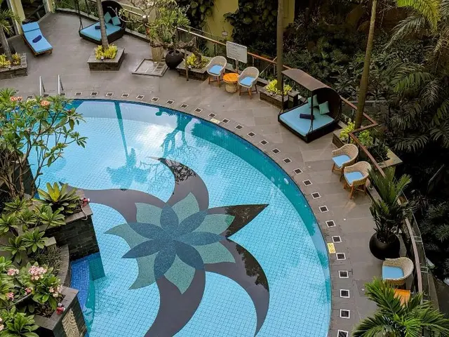 Courtyard Bandung Dago