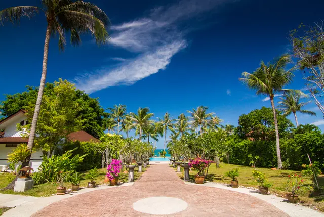 Coco Palm Beach Resort (SHA Extra+)