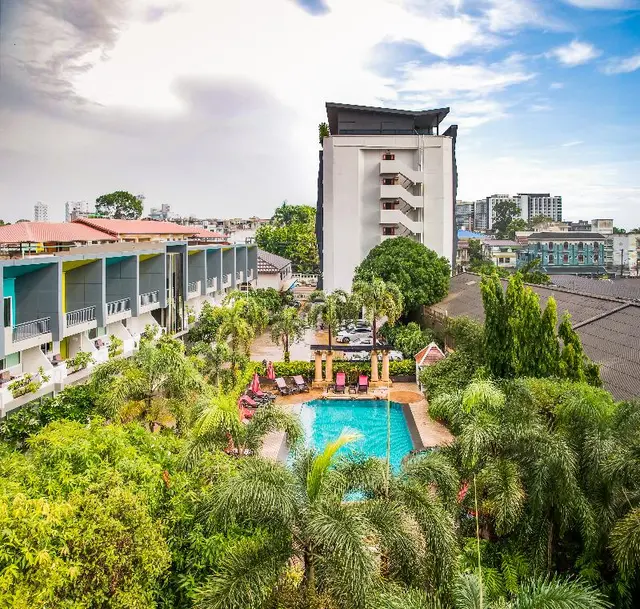 Lantana Pattaya Hotel & Resort