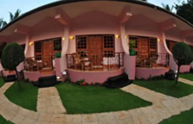 Leoney Resort