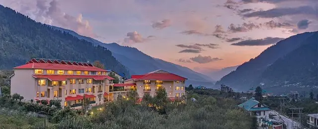 Club Mahindra Snowpeaks Resorts