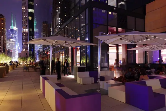 YOTEL New York Times Square, Select by Hilton