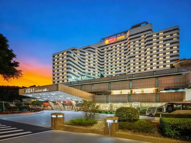 Guangdong Hotel (Sheng Fu)