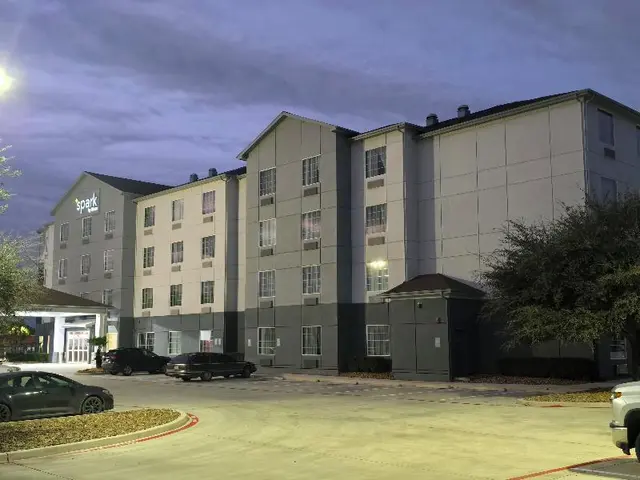 Spark by Hilton Selma