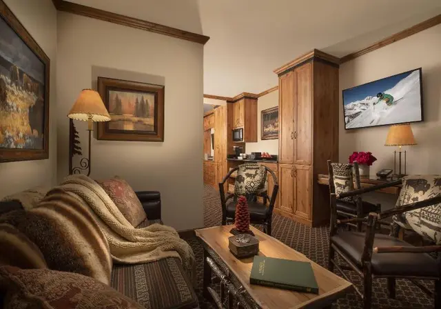 The Parkway Inn