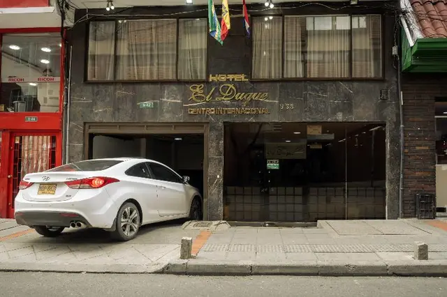 El Duque Centro Internacional
