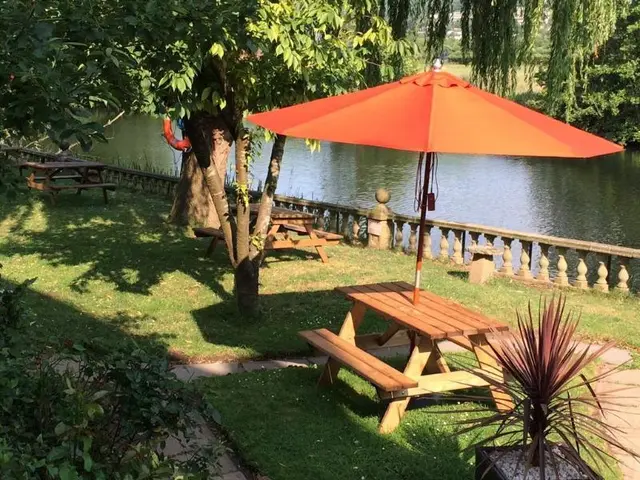 Old Mill Hotel & Lodge