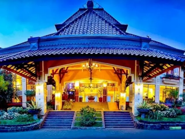 Royal Orchid Garden