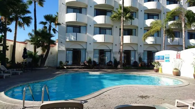 Corona Hotel & Spa