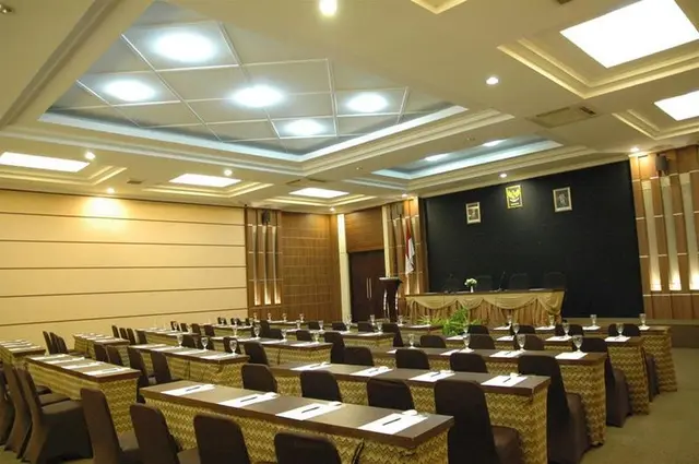Riyadi Palace Hotel