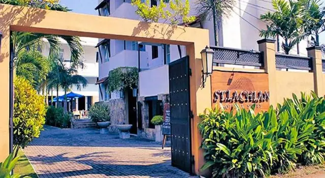St. Lachlan Hotel & Suites