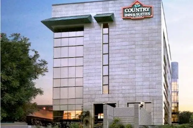 Country Inn & Suites by Radisson, Gurugram 12