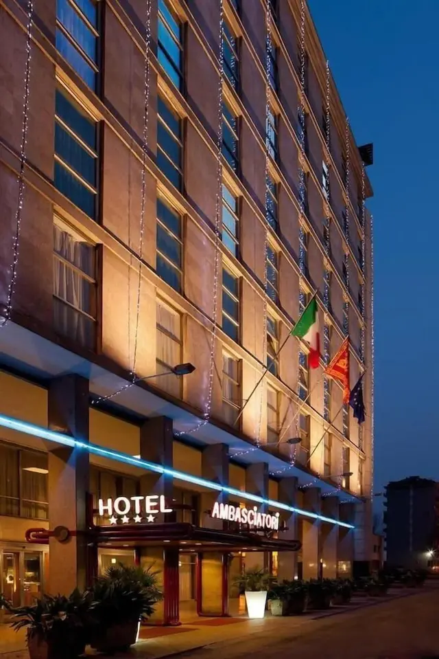 Ambasciatori Hotel Venice Mestre, Tapestry Collec