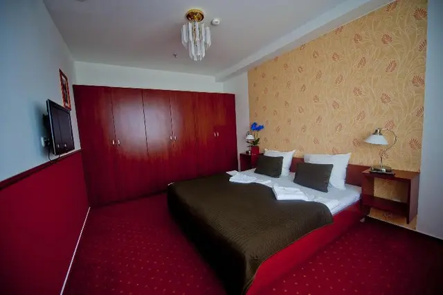 Canada Hotel