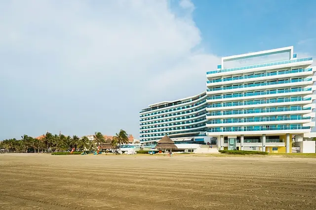Las Americas Torre Del Mar