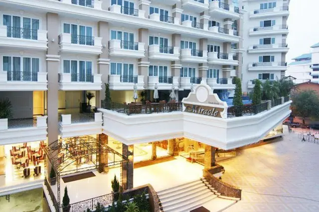 LK Miracle Suite Pattaya