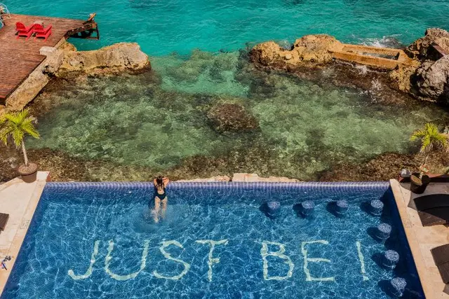 B Cozumel